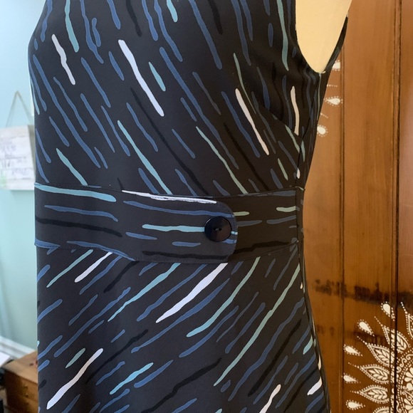 Kenneth Cole knee-length navy dress. - Picture 2 of 6